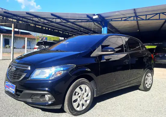 CHEVROLET-ONIX-2013