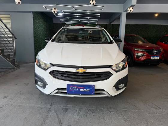 CHEVROLET ONIX 1.4 MPFI ACTIV 8V FLEX 4P AUTOMÁTICO