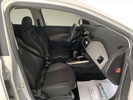 CHEVROLET-ONIX-1.4 MPFI ADVANTAGE 8V FLEX 4P AUTOMÁTICO CHEVROLET-ONIX-2019