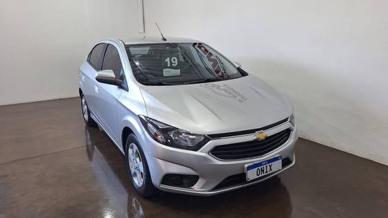 CHEVROLET ONIX 1.4 MPFI LT 8V FLEX 4P AUTOMÁTICO