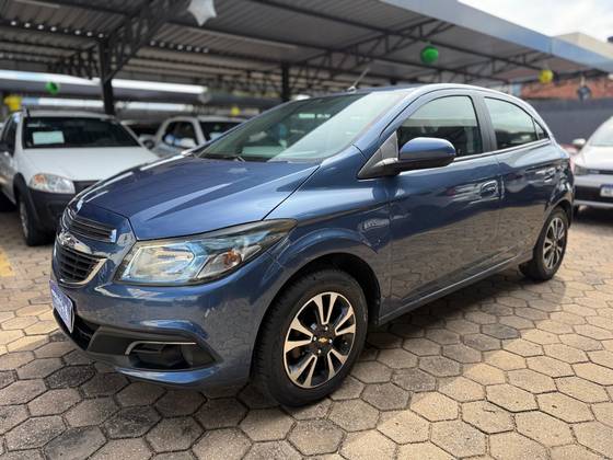 CHEVROLET ONIX 1.4 MPFI LTZ 8V FLEX 4P AUTOMÁTICO