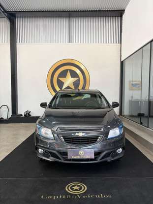 CHEVROLET-ONIX-2015