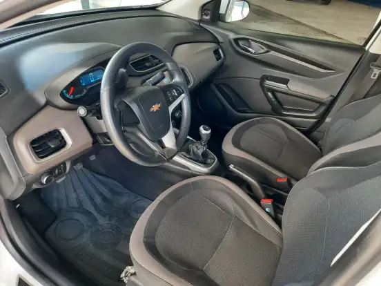 CHEVROLET-PRISMA-2016