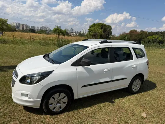 CHEVROLET SPIN 1.8 LT 8V FLEX 4P MANUAL