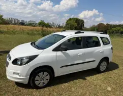 CHEVROLET SPIN 1.8 LT 8V FLEX 4P MANUAL CHEVROLET SPIN 1.8 LT 8V FLEX 4P MANUAL