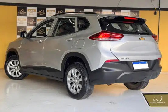 CHEVROLET-TRACKER-2021