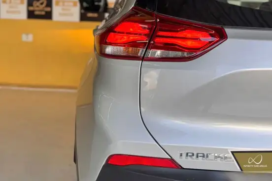 CHEVROLET-TRACKER-2021