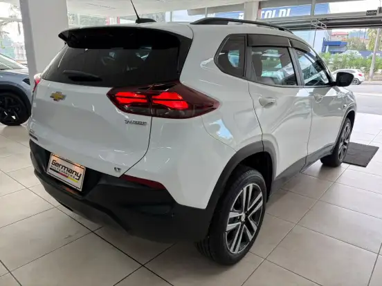 CHEVROLET-TRACKER-2024