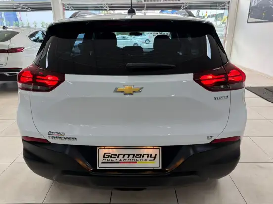 CHEVROLET-TRACKER-2024