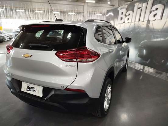 CHEVROLET-TRACKER-2021