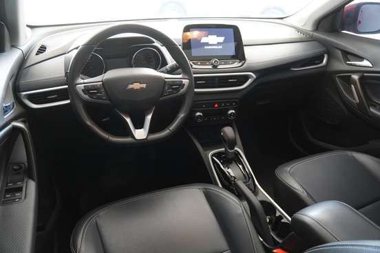 CHEVROLET-TRACKER-2023
