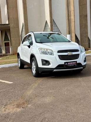 CHEVROLET-TRACKER-2015