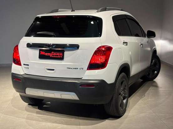CHEVROLET-TRACKER-2014