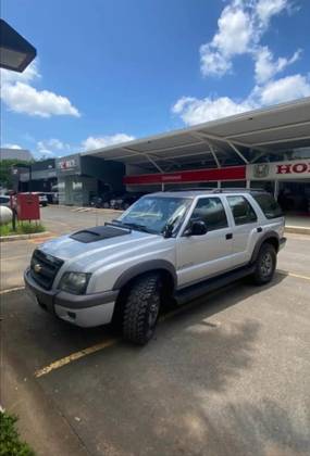 CHEVROLET BLAZER 2.8 DLX 4X4 12V TURBO INTERCOOLER DIESEL 4P MANUAL