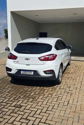 CHEVROLET-CRUZE-2019