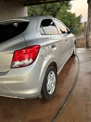 CHEVROLET ONIX 1.0 MPFI JOY 8V FLEX 4P MANUAL