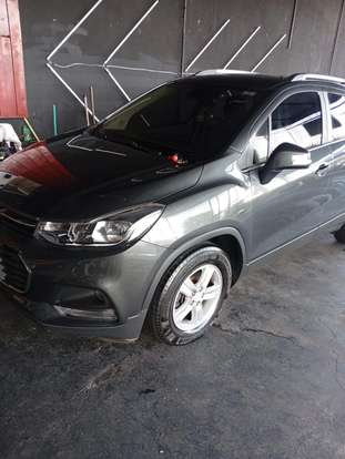 CHEVROLET-TRACKER-2019