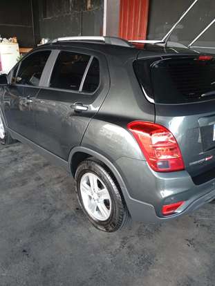 CHEVROLET-TRACKER-2019
