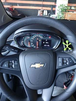 CHEVROLET-TRACKER-2019