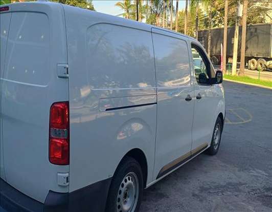 CITROËN-JUMPY-2021