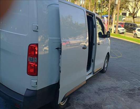 CITROËN-JUMPY-2021