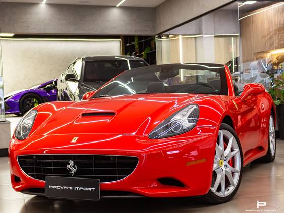 FERRARI CALIFORNIA 4.3 V8 GASOLINA F1-DCT