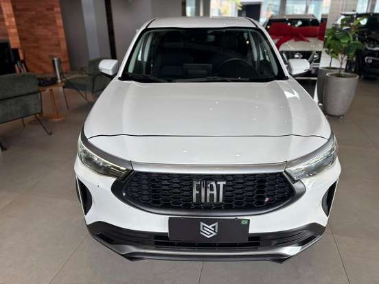 FIAT-FASTBACK-2022