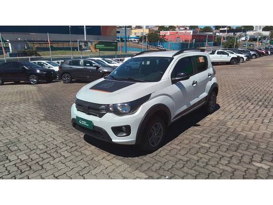 FIAT MOBI 1.0 FIREFLY FLEX TREKKING MANUAL