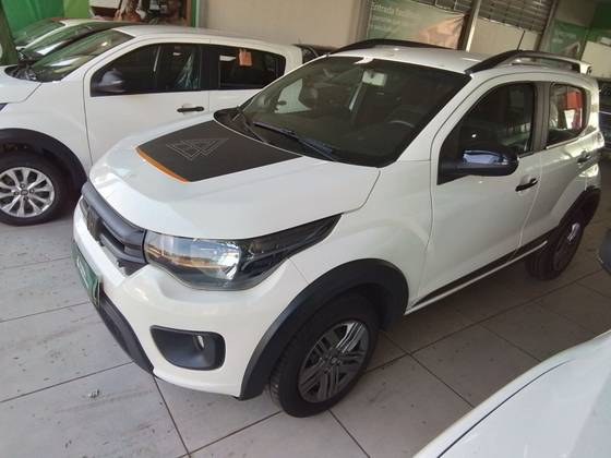 FIAT MOBI 1.0 FIREFLY FLEX TREKKING MANUAL