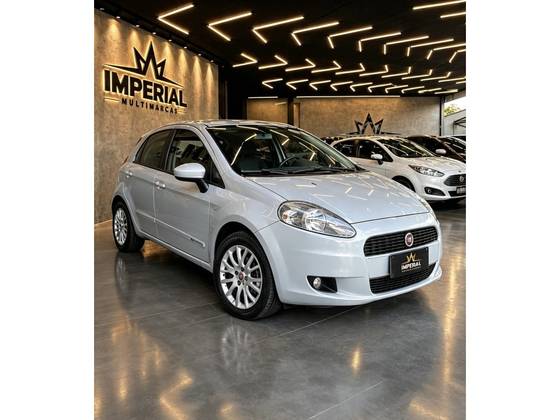FIAT PUNTO 1.6 ESSENCE 16V FLEX 4P MANUAL