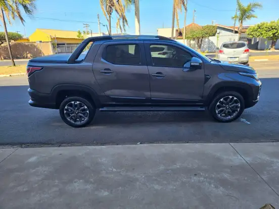 FIAT-STRADA-1.0 TURBO 200 FLEX ULTRA CD CVT FIAT-STRADA-2025