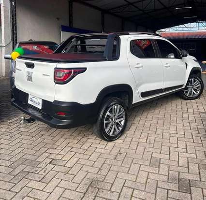 FIAT-STRADA-2024