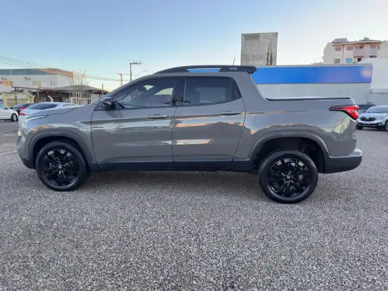 FIAT-TORO-2023