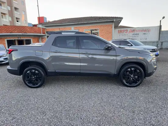 FIAT-TORO-1.3 TURBO 270 FLEX VOLCANO AT6 FIAT-TORO-2023