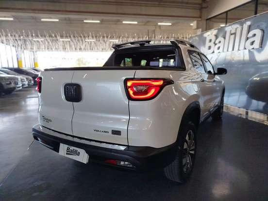 FIAT-TORO-1.3 TURBO 270 FLEX VOLCANO AT6 FIAT-TORO-2025