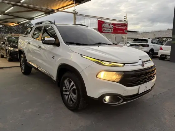 FIAT TORO 2.0 16V TURBO DIESEL FREEDOM 4WD AT9