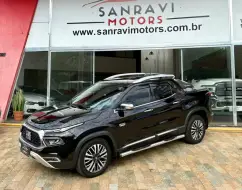 FIAT TORO 2.0 16V TURBO DIESEL RANCH 4WD AT9 FIAT TORO 2.0 16V TURBO DIESEL RANCH 4WD AT9