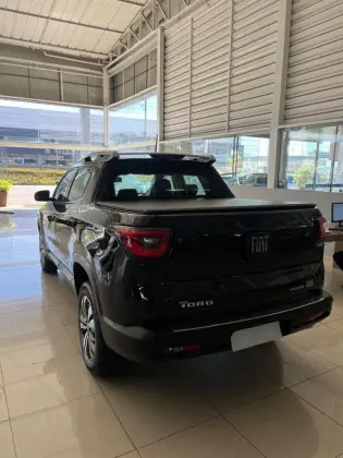 FIAT TORO 2.0 16V TURBO DIESEL VOLCANO 4WD AT9