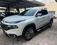 FIAT TORO 2.0 16V TURBO DIESEL RANCH 4WD AT9 FIAT TORO 2.0 16V TURBO DIESEL RANCH 4WD AT9