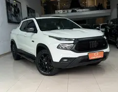 FIAT TORO 2.0 16V TURBO DIESEL ULTRA 4WD AT9 FIAT TORO 2.0 16V TURBO DIESEL ULTRA 4WD AT9