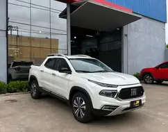 FIAT TORO 2.0 16V TURBO DIESEL VOLCANO 4WD AT9 FIAT TORO 2.0 16V TURBO DIESEL VOLCANO 4WD AT9