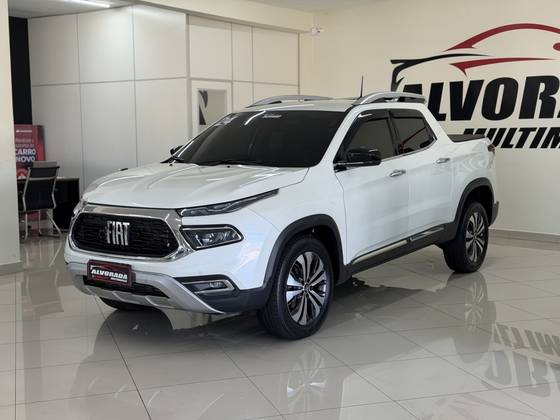 FIAT TORO 2.0 16V TURBO DIESEL VOLCANO 4WD AT9