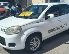 FIAT UNO 1.0 EVO VIVACE 8V FLEX 4P MANUAL FIAT UNO 1.0 EVO VIVACE 8V FLEX 4P MANUAL