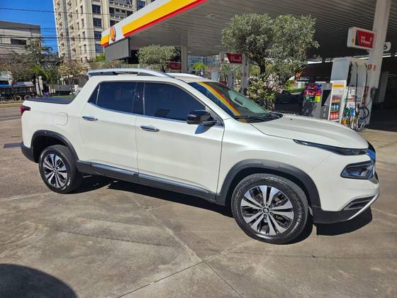 FIAT TORO 2.0 16V TURBO DIESEL VOLCANO 4WD AT9