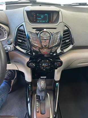 FORD-ECOSPORT-2015