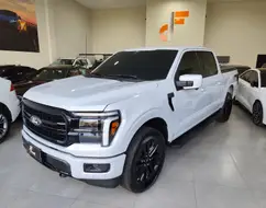 FORD F-150 5.0 V8 GASOLINA CD LARIAT BLACK FX4 AUTOMÁTICO FORD F-150 5.0 V8 GASOLINA CD LARIAT BLACK FX4 AUTOMÁTICO