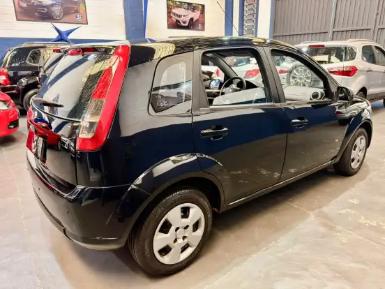 FORD-FIESTA-2014