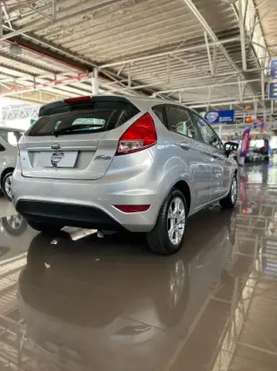 FORD-FIESTA-2014