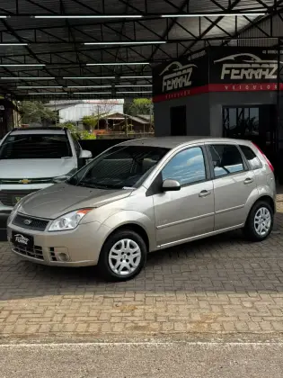 FORD FIESTA 1.6 MPI CLASS HATCH 8V FLEX 4P MANUAL