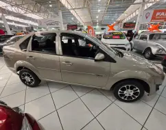 FORD FIESTA 1.6 ROCAM SEDAN 8V FLEX 4P MANUAL FORD FIESTA 1.6 ROCAM SEDAN 8V FLEX 4P MANUAL